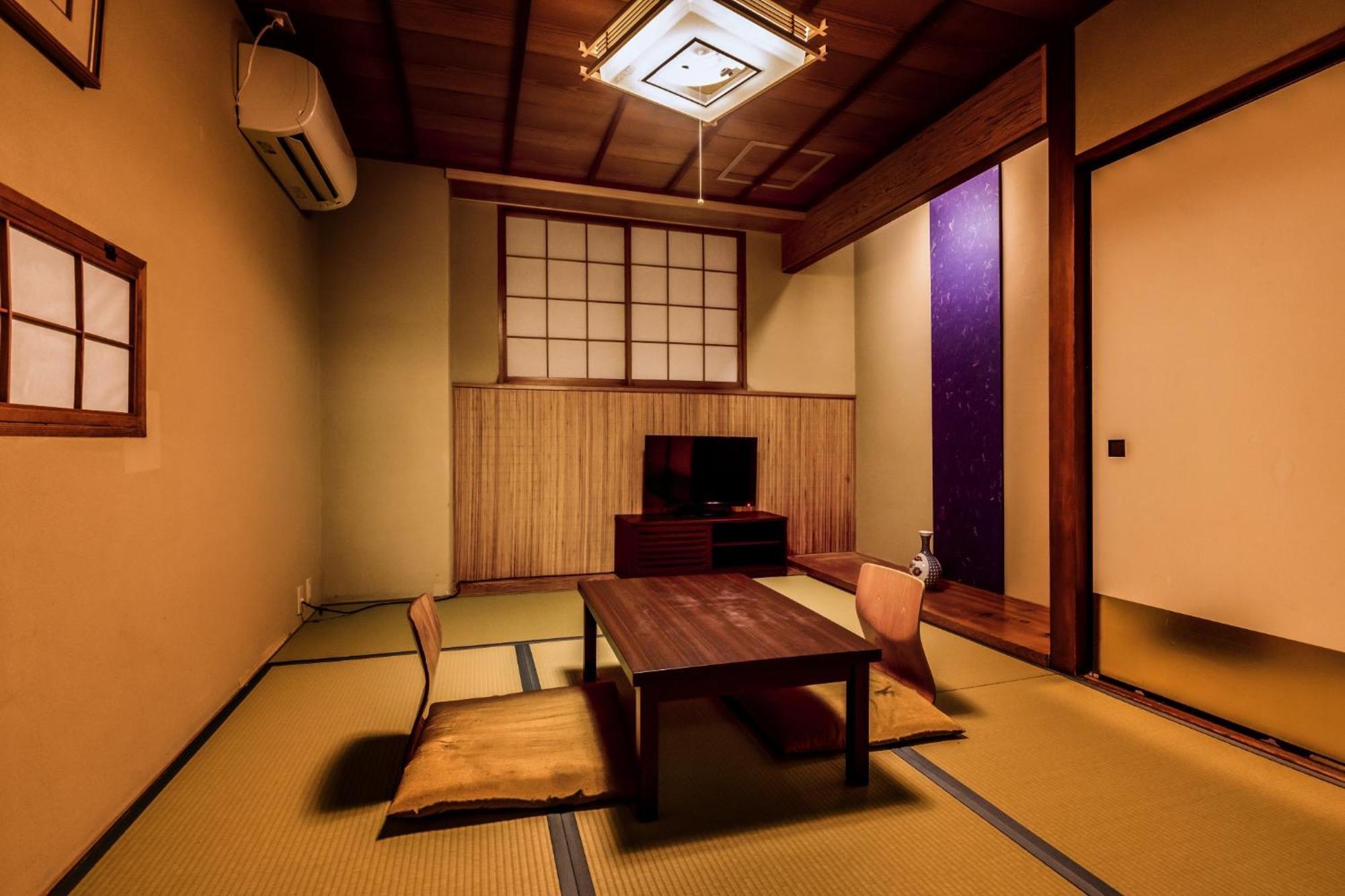 Hotel Ooedo Onsen Monogatari Premium Shirahama Saichoraku Esterno foto